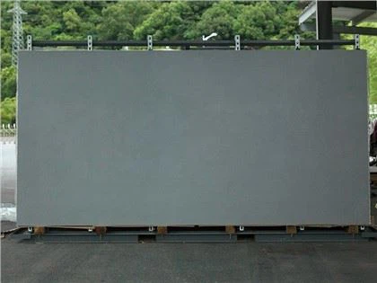 Pietra sinterizzata naturale